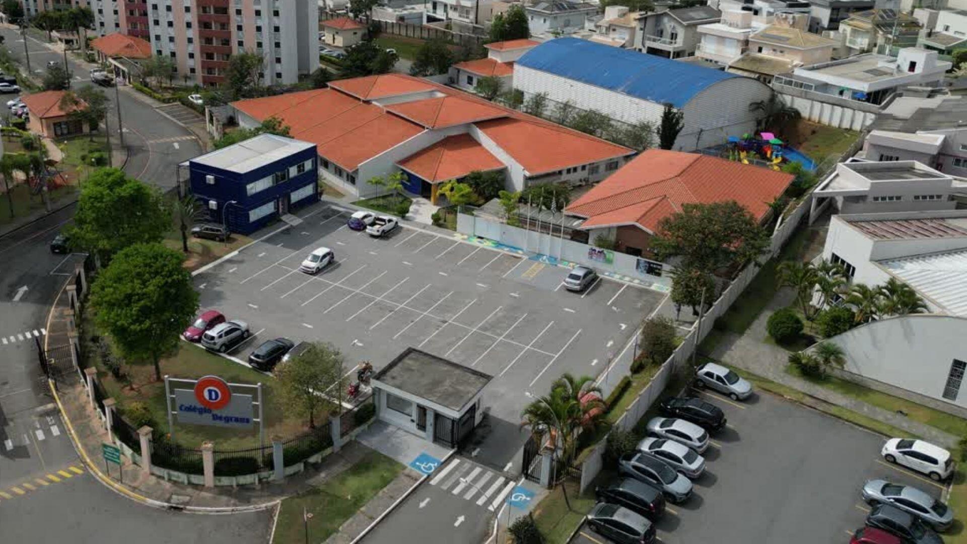 Fundação do Colégio Degraus